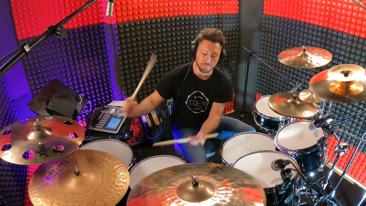 Level 42 - Lessons In Love (drumcover)