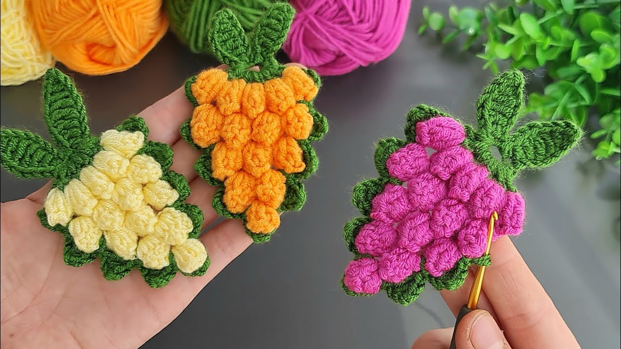 3D🍇💯Wow Amazing💯🍇 Very easy crochet grape keychain making for beginners. #crochet #keychain