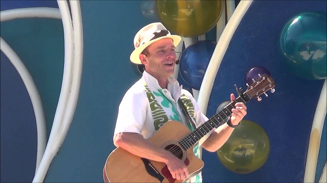 Dolphin Days Pre-Show at SeaWorld San Diego
