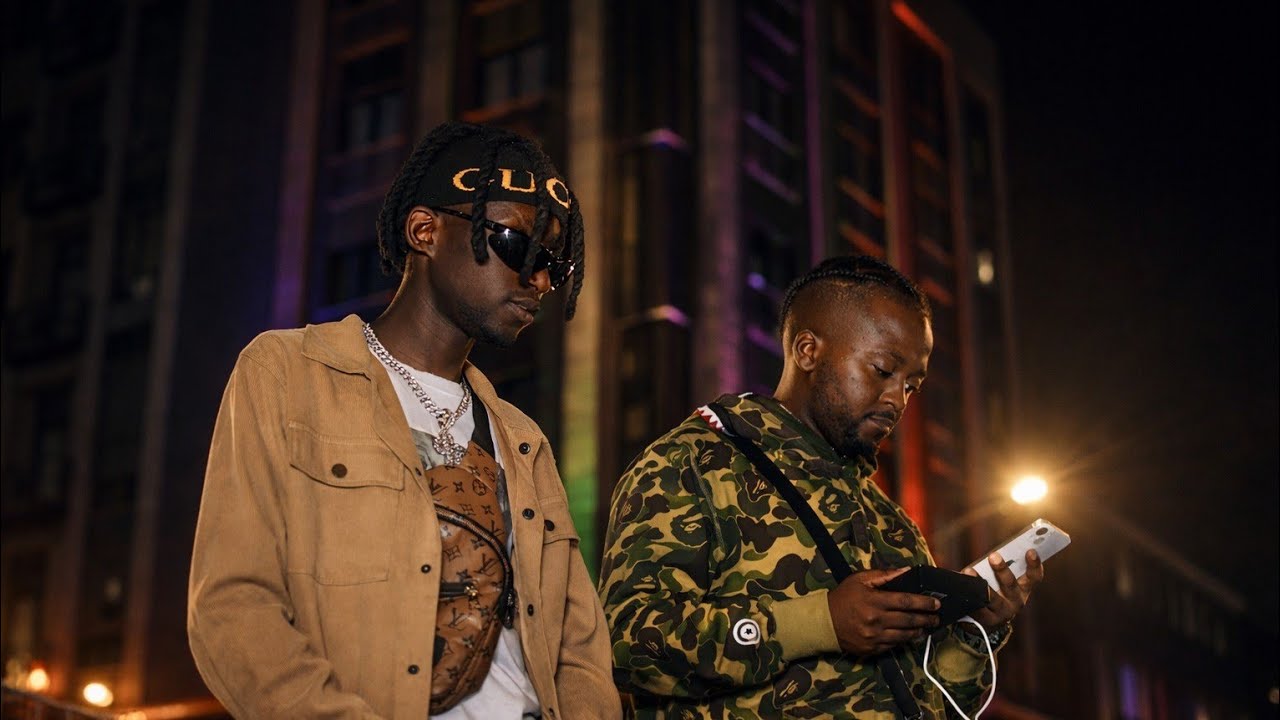 Sebenza Qho featuring @FlashIkumkani  (Official Music Video)