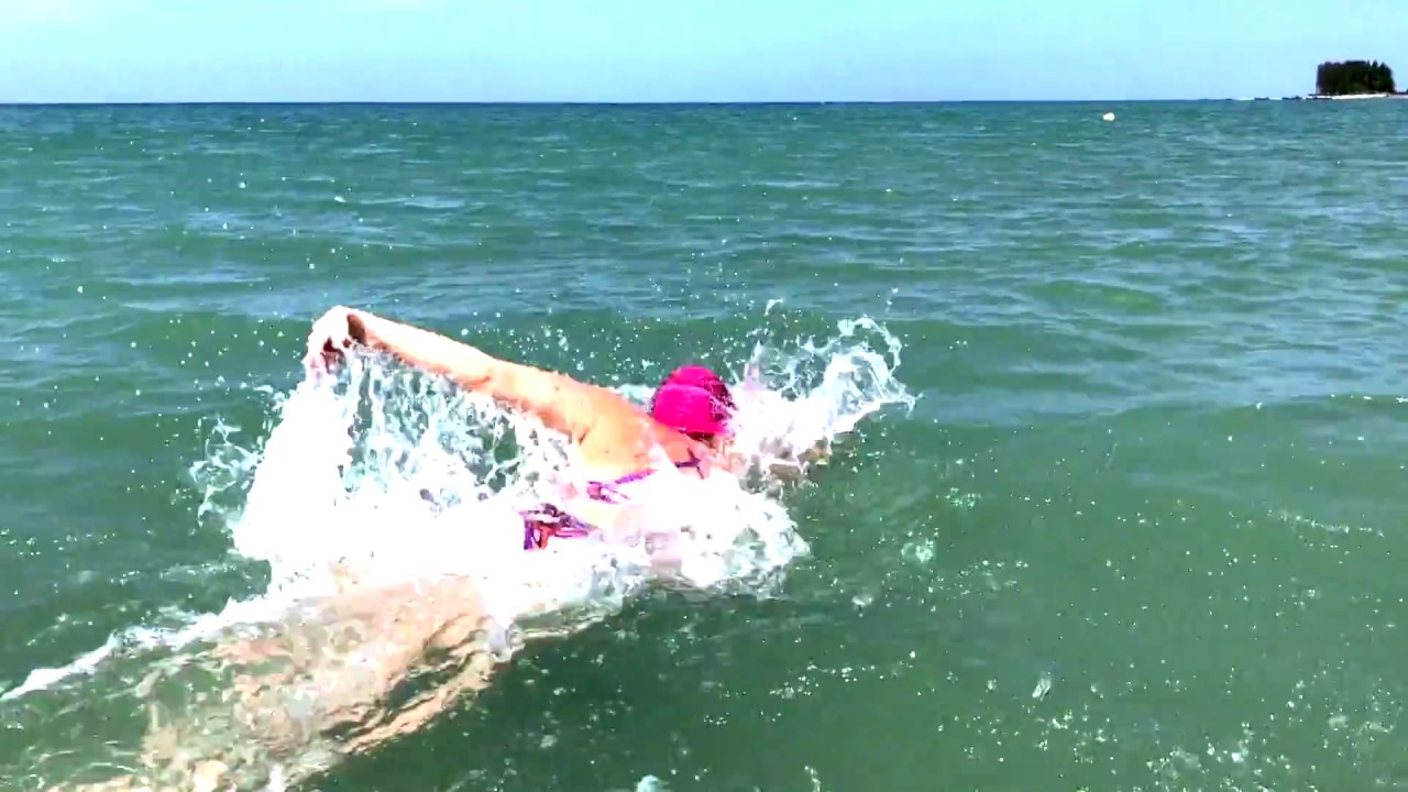 Anna-Karin Lundin Turns To The Dark Side!