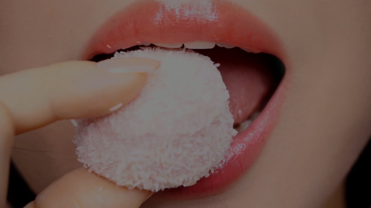 ASMR Кокосовый зефир, поедание крупным планом
