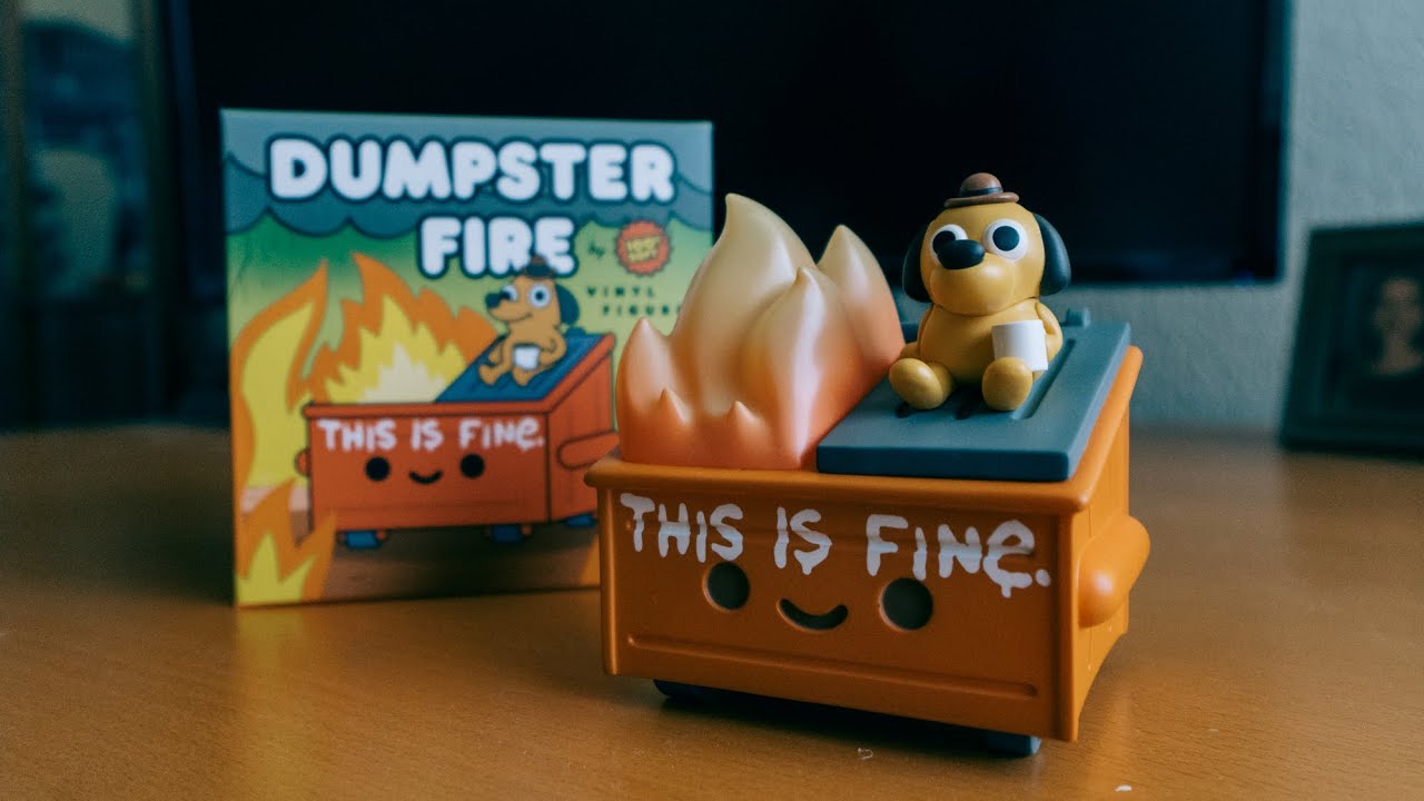Dumpster Fire 'This is Fine' Vinyl Figure by 100% Soft & KC Green Review