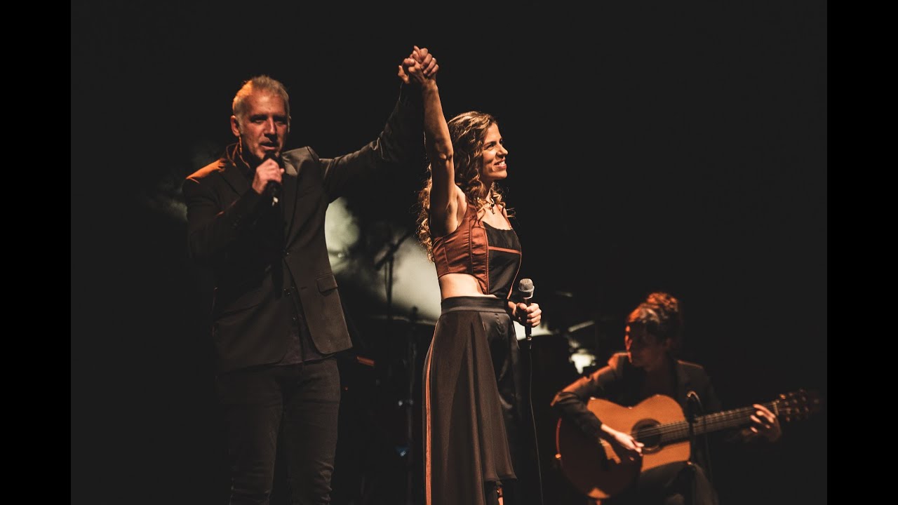 MAIA CASTRO y GABRIEL PELUFFO - Carretera Perdida - En Vivo (Video oficial) @maiacastro302