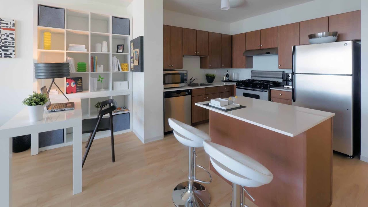 Tour a north view 1-bedroom at Coast at Lakeshore East