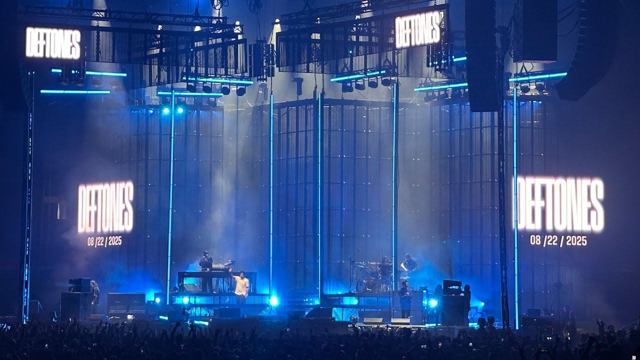Deftones - Be Quiet and Drive - LIVE - 4K - Vancouver BC - Rogers Arena
