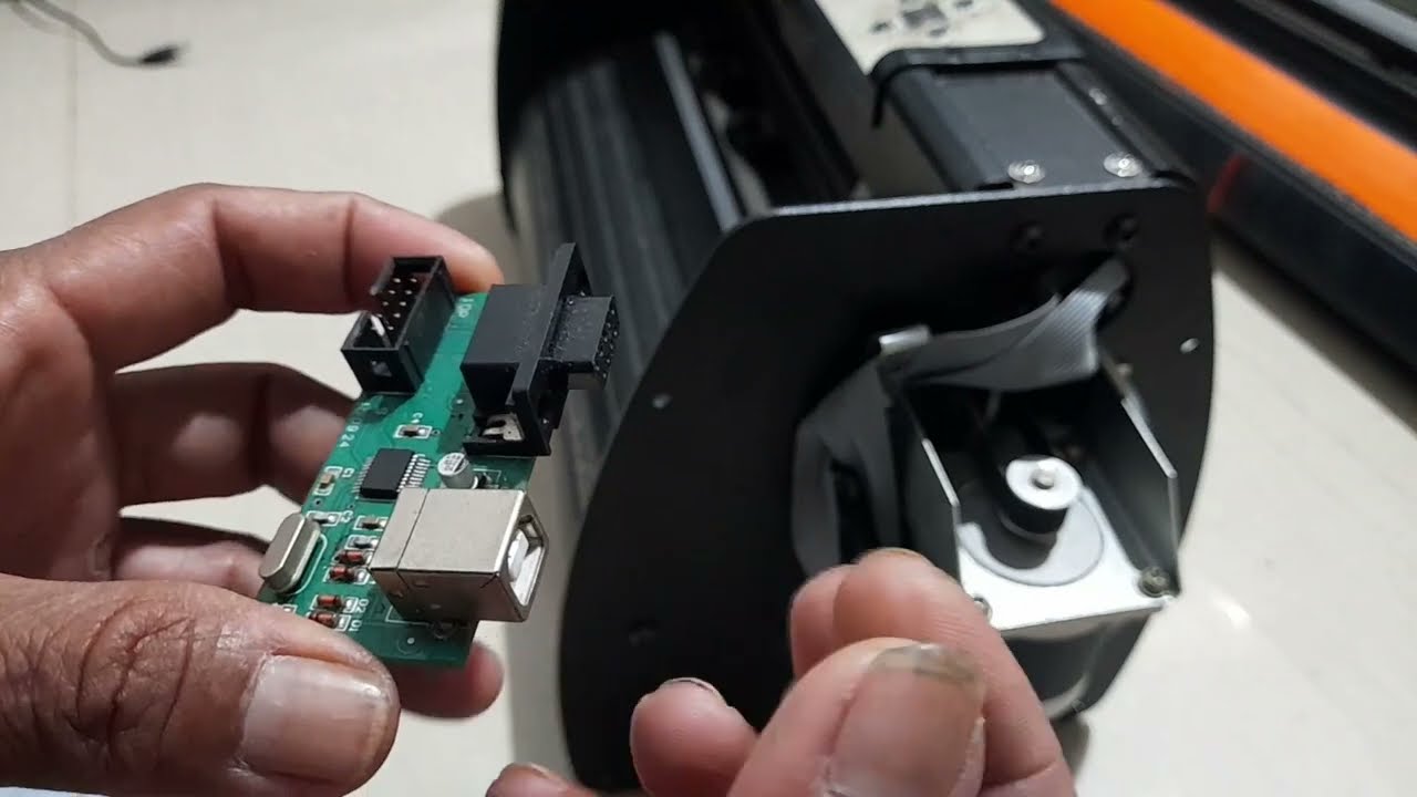 Mesin Cutting Sticker Jinka tidak terdetect / connect  di PC