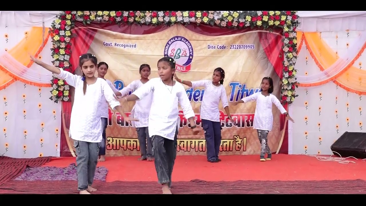 4th girls nari shakti dance