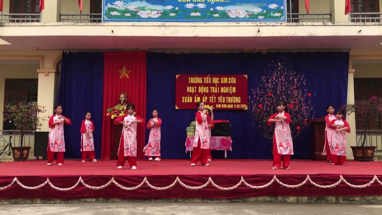 ngày 12 tháng 2, 2026