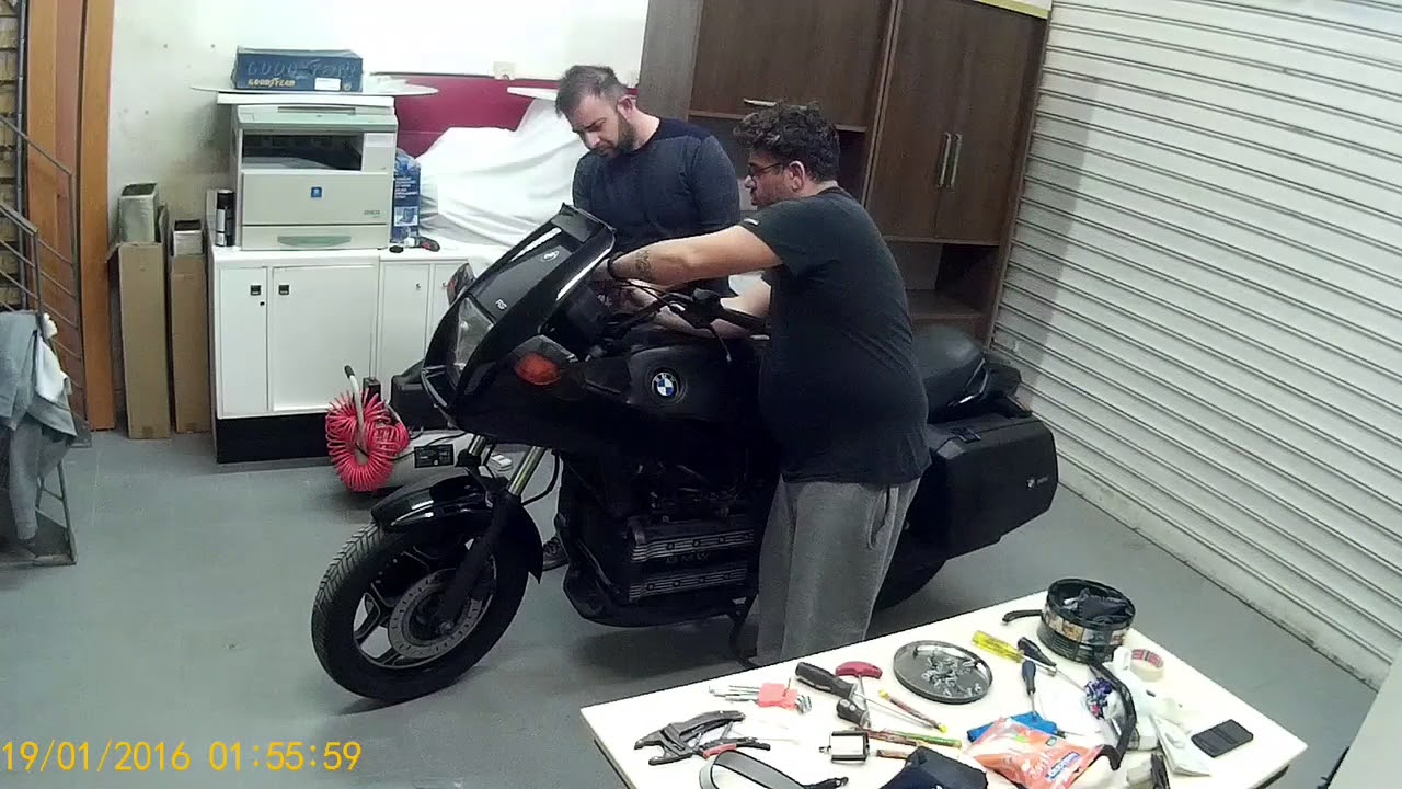 Timelapse BMW K100 caf&eacute; racer Prima parte