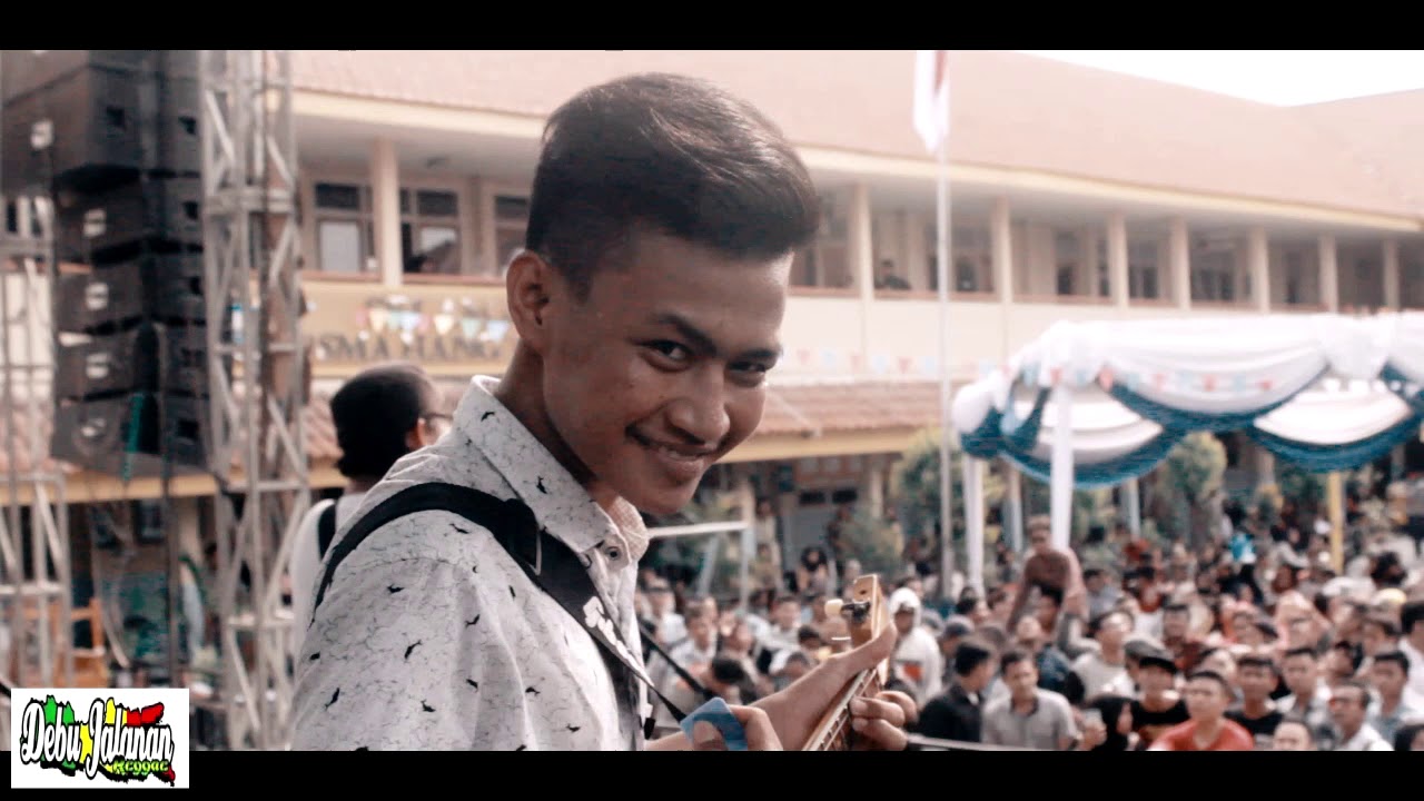 Damai di Surga - Debu Jalanan Reggae live @ SMA Hangtuah 2 Sidoarjo