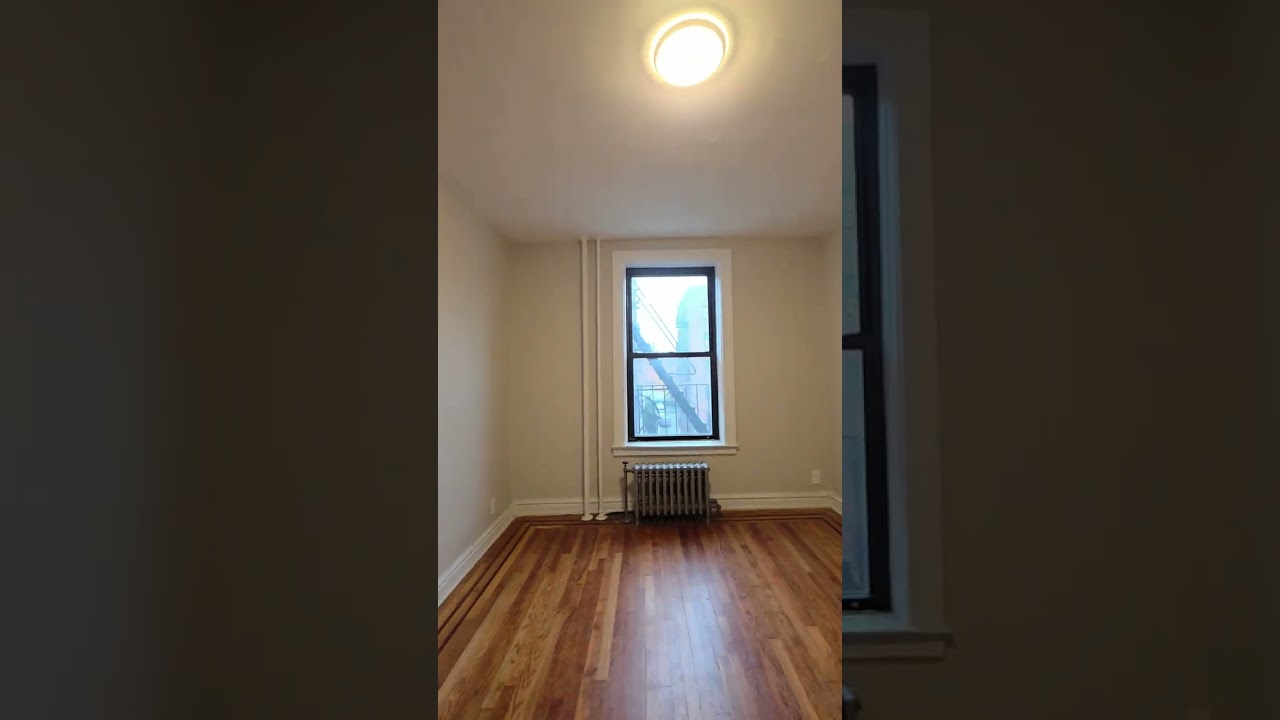 Astoria * Spacious 1 Bedroom 1 Bathroom *