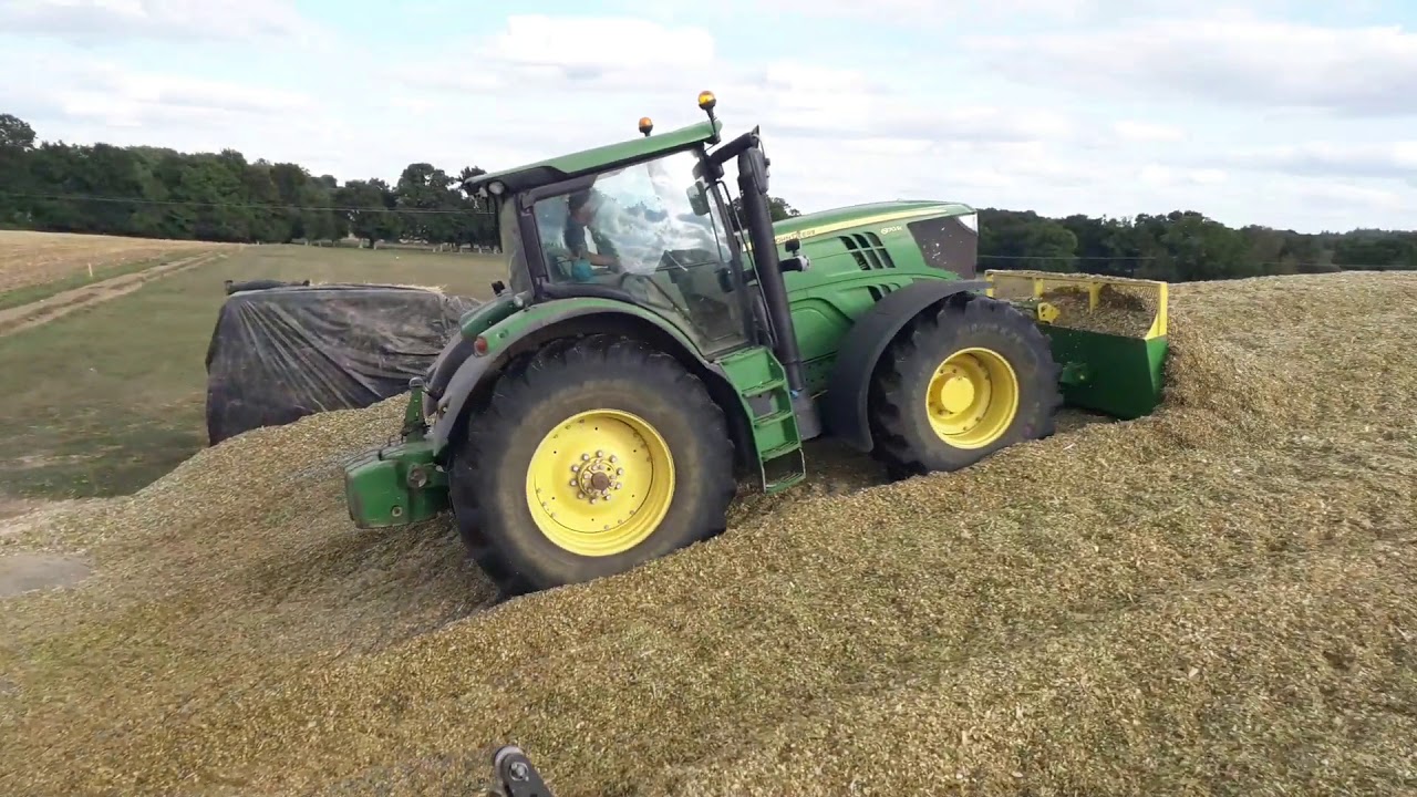 Ensilage 2018 avec du beau matériel !
