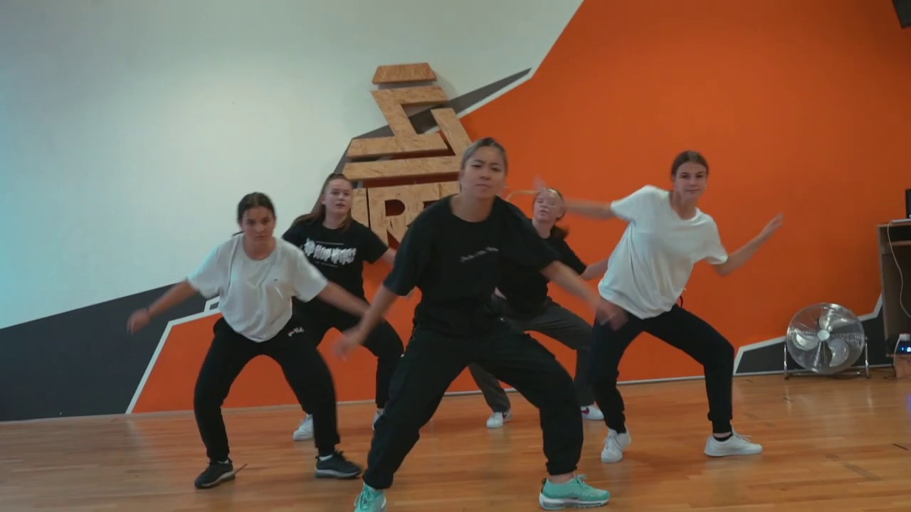 Mr. Vendor - Korede Bello DANCEHALL choreo by Hanna