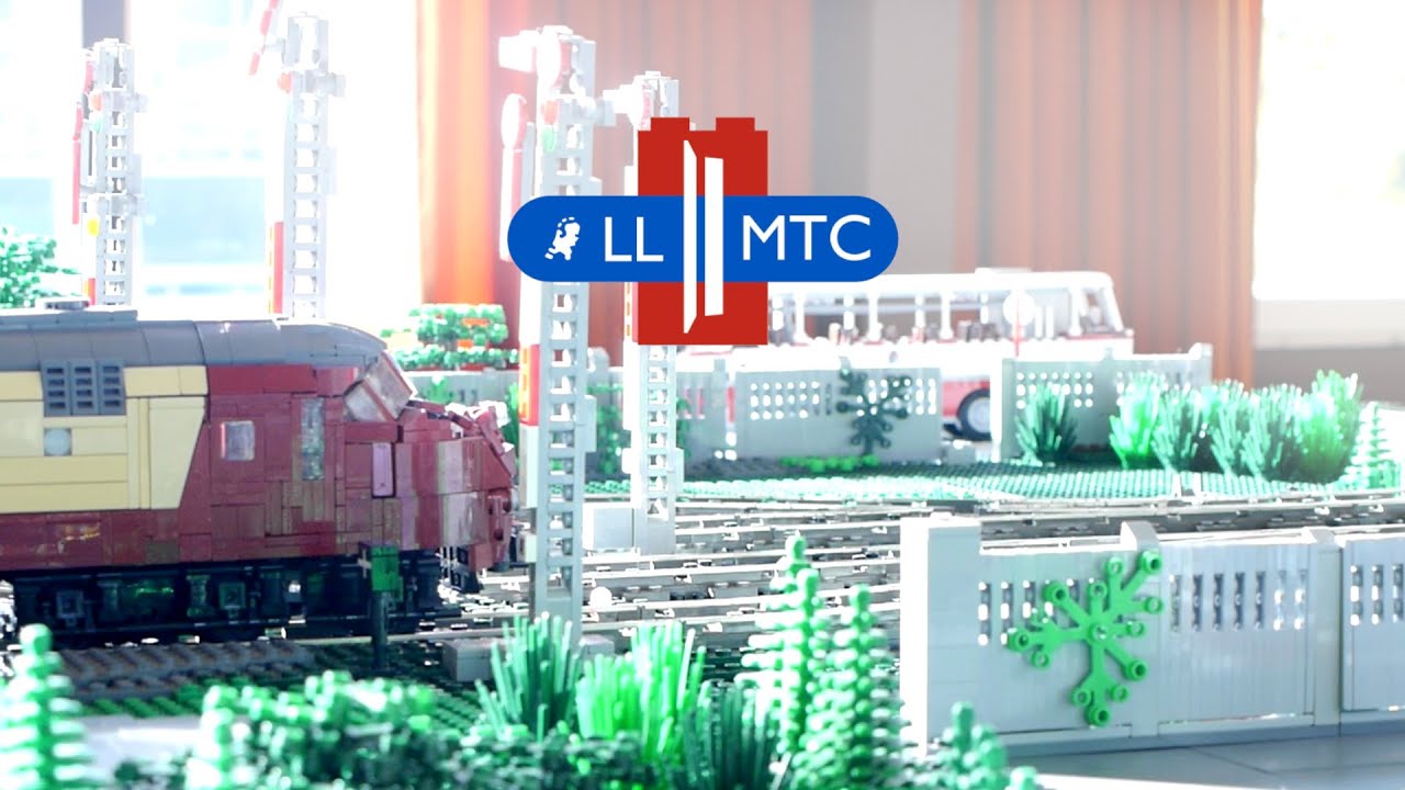 Custom LEGO trains & layouts at the 2021 LLMTC meeting in Arnhem