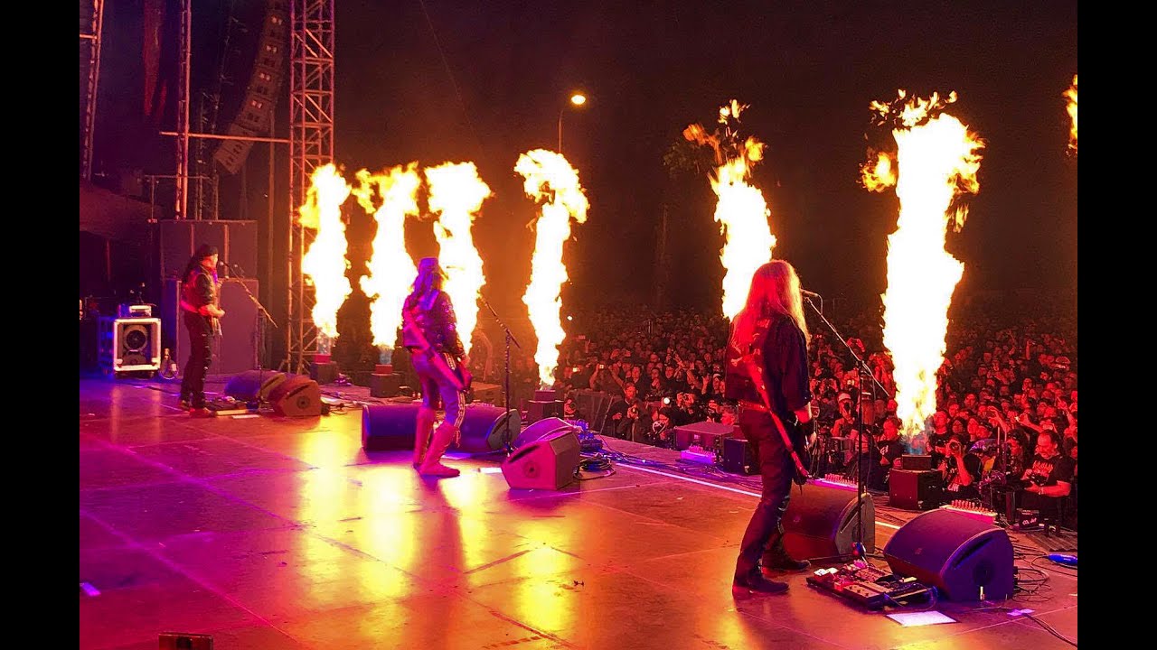 Running Wild - Fistful of Dynamite + Bad to the Bone live (Masters of Rock 2017)