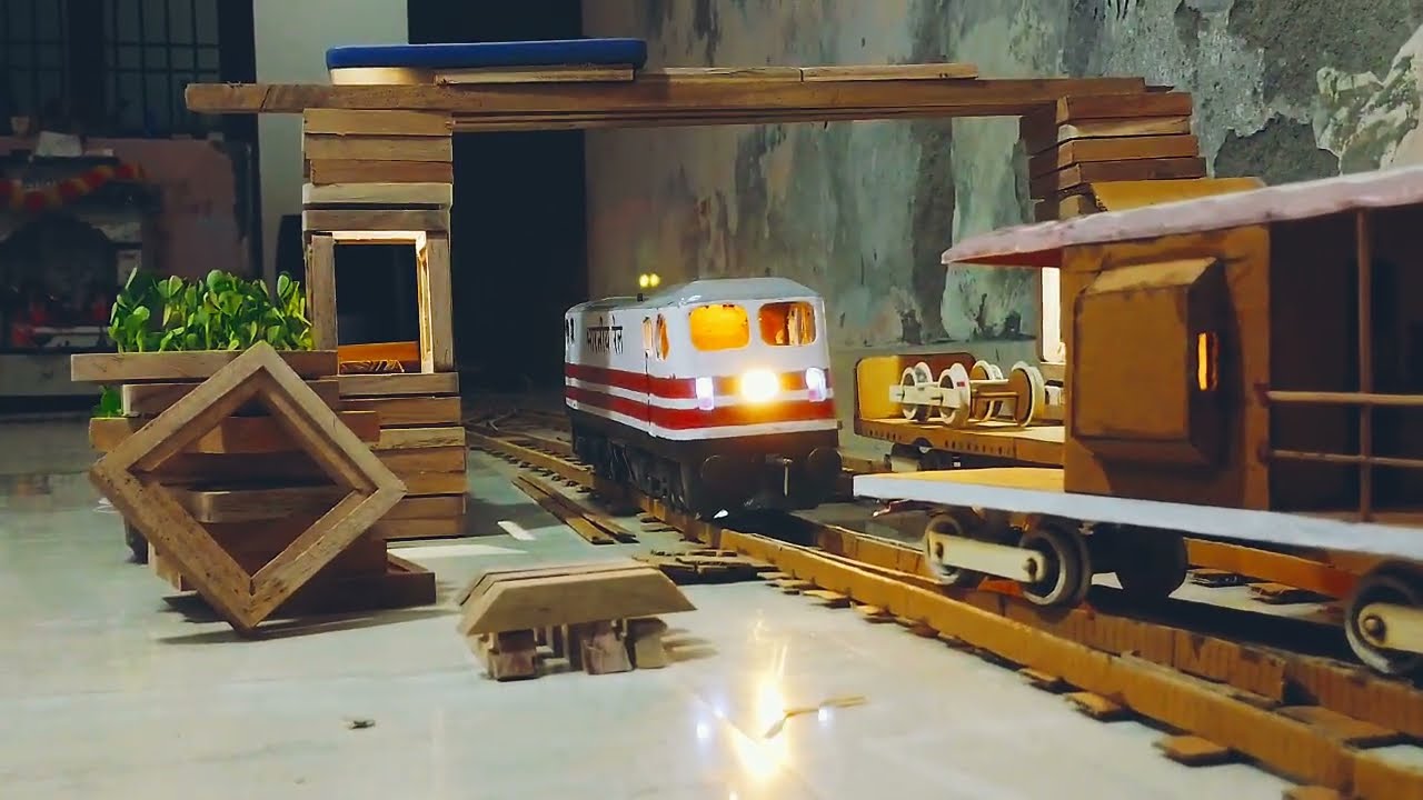 HEAD ON COLLISION OF TRAIN IN INDIA Wap5 & Wdg4 collission train accident | Indian railway model