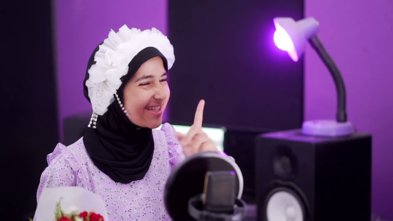 عشقي لطه نبينا الغالي - المنشدة جنى كامل