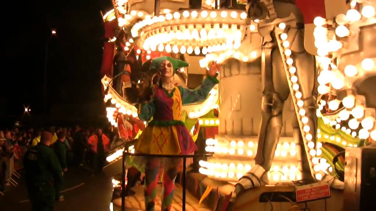 Bridgwater Carnival 2009 Gremlins CC - Joust (HD)