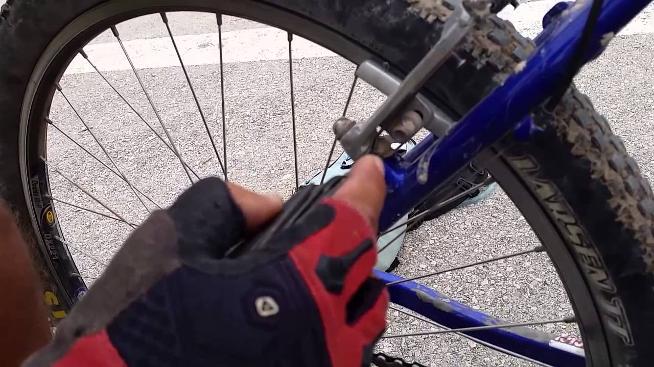 Ajuste de zapatas en frenos de bici de montaña V-Brake