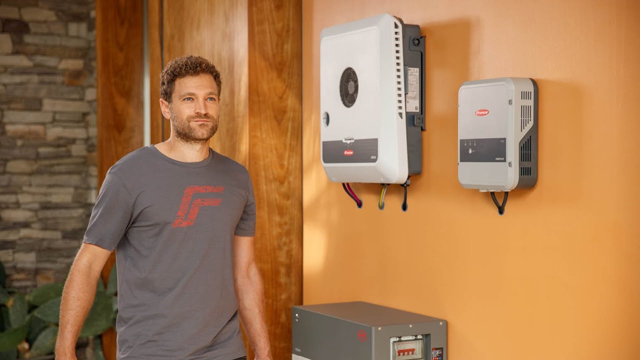 Dla instalatora: Jak zarządzać produkowaną energią z instalacji fotowoltaicznej? (PL)