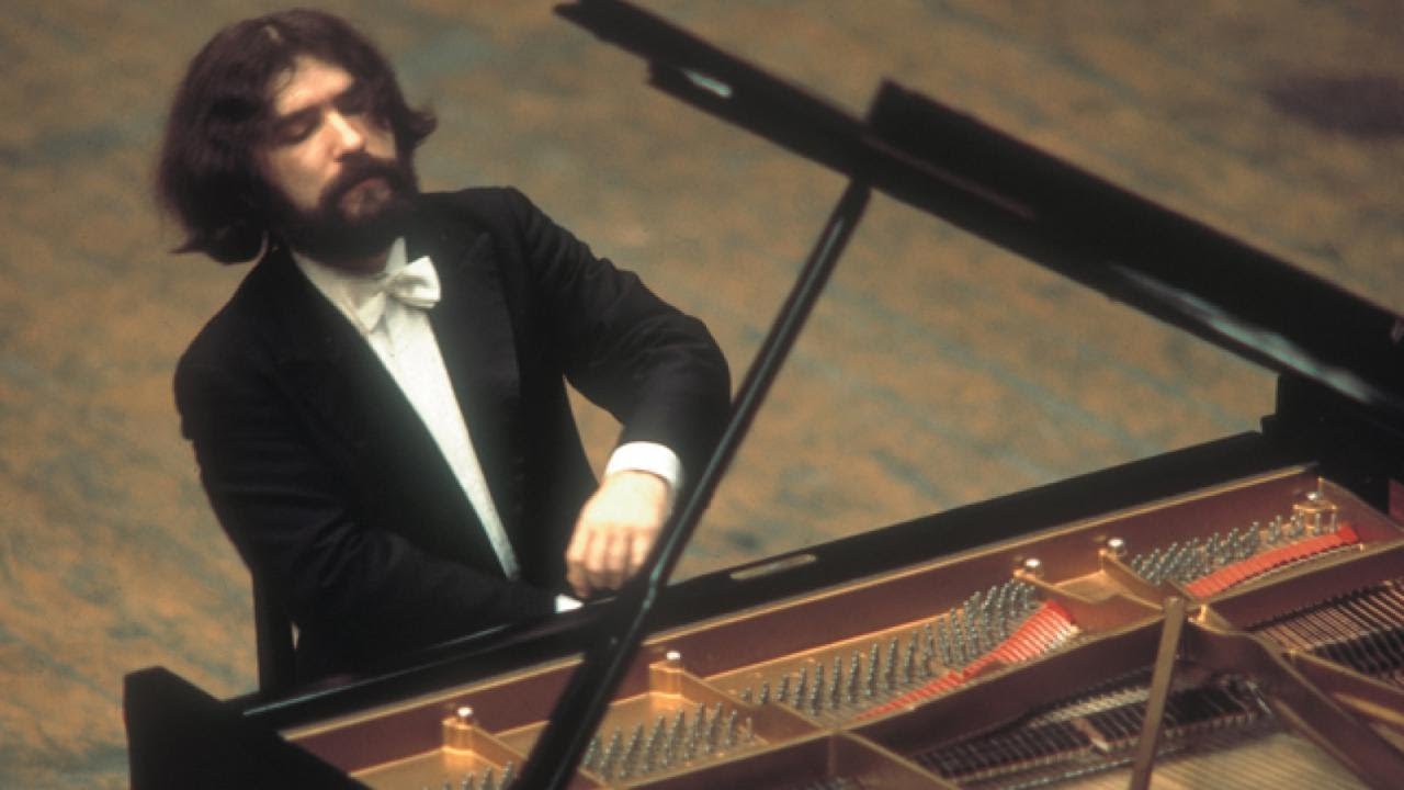 Radu Lupu plays Beethoven Piano Sonata no. 15, op. 28 'Pastoral' – live 1994