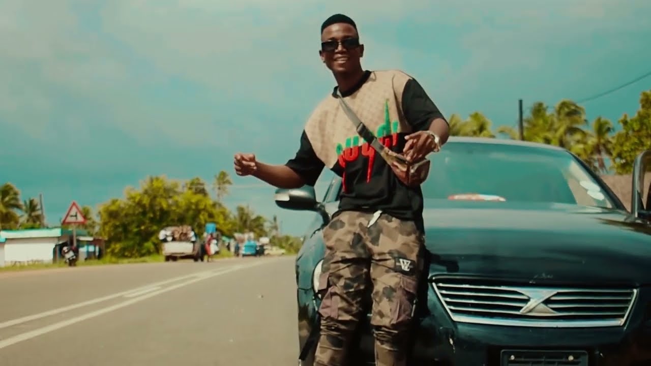 Pobre Fofinho_-ATXUMU-_[OFFICIAL VÍDEO MÚSIC]by Label Soares