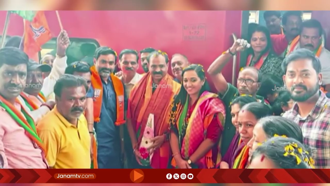 BJP കൗൺസിലർമാരുടെ ഡൽഹി യാത്ര: വാറങ്കൽ റെയിൽവേ സ്റ്റേഷനിൽ ഊഷ്മളമായ സ്വീകരണം നൽകി മലയാളികൾ