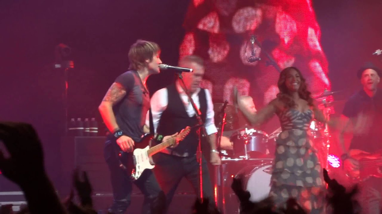 Keith Urban, Jessica Mauboy & Jimmy Barnes - It's a Long Way To The Top, 21 Jun 14