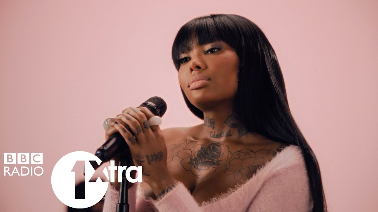 Summer Walker- Toxic (1Xtra Live lounge)