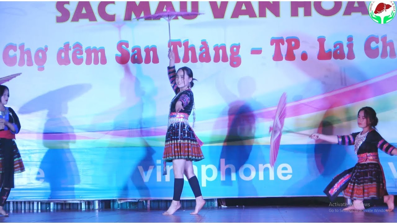 Múa Ô Xuống Chợ Xuân | Do Các Cô Gái Hmong Xinh Đẹp Lai Châu | Chợ Đêm San Thàng