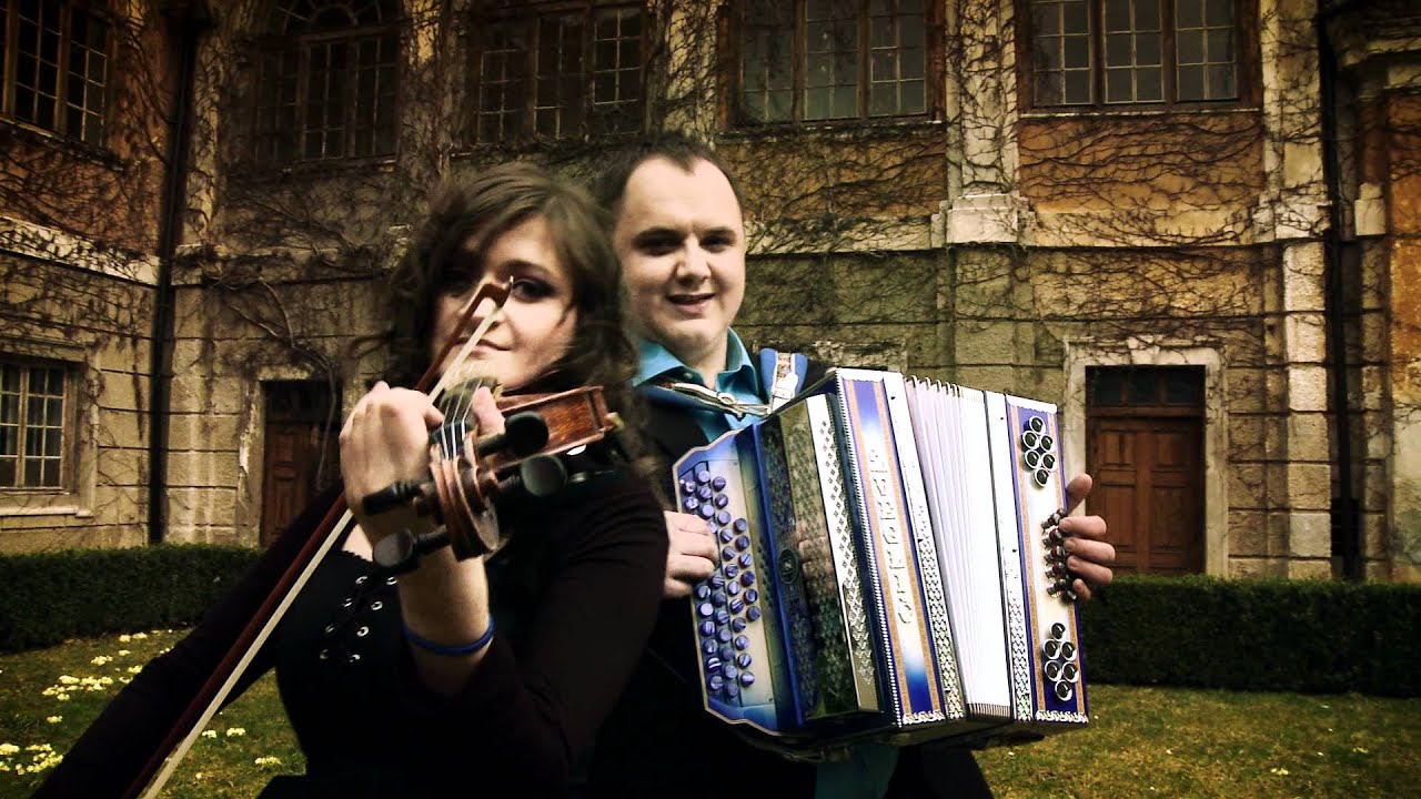 MODRIJANI IN GODALNI TRIO DORE OŽVALD - VILA Z NEBA