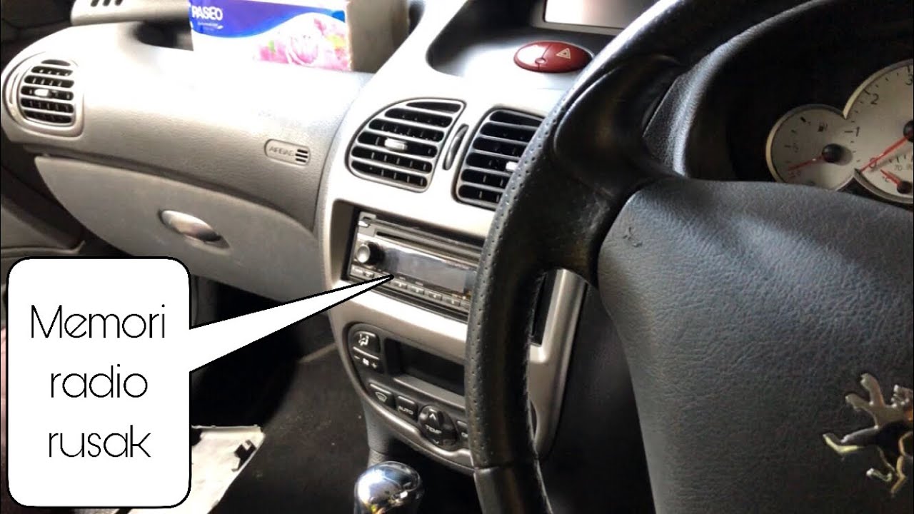 Oli mesin mobil bocor - radio rusak PEUGEOT 207 sedan
