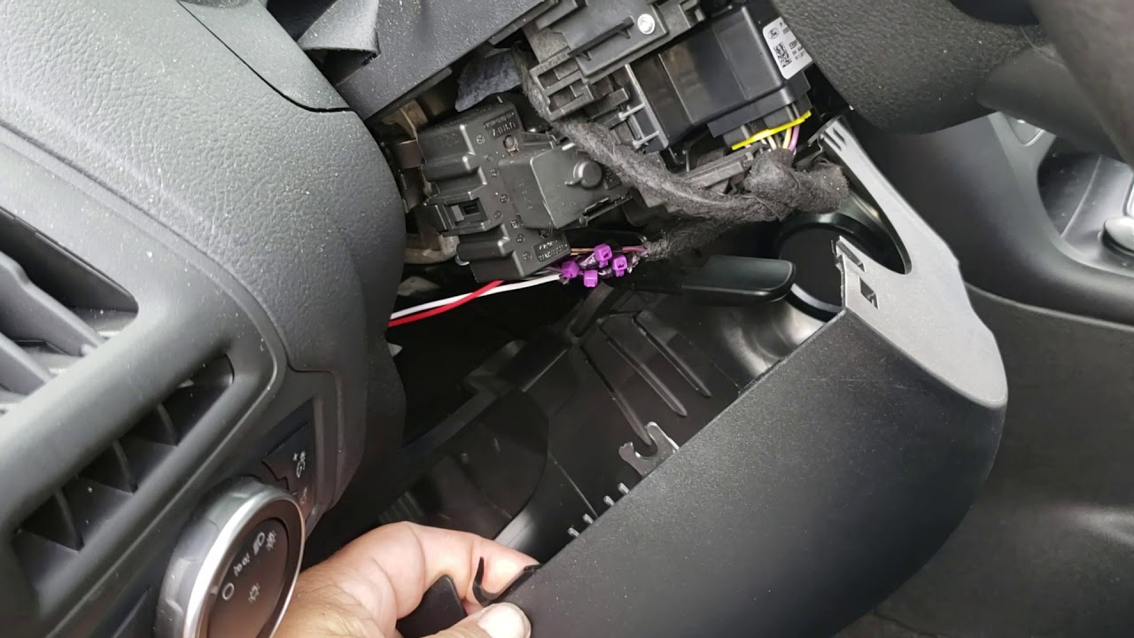 2018 FORD FOCUS GPS TRACKER INSTALL