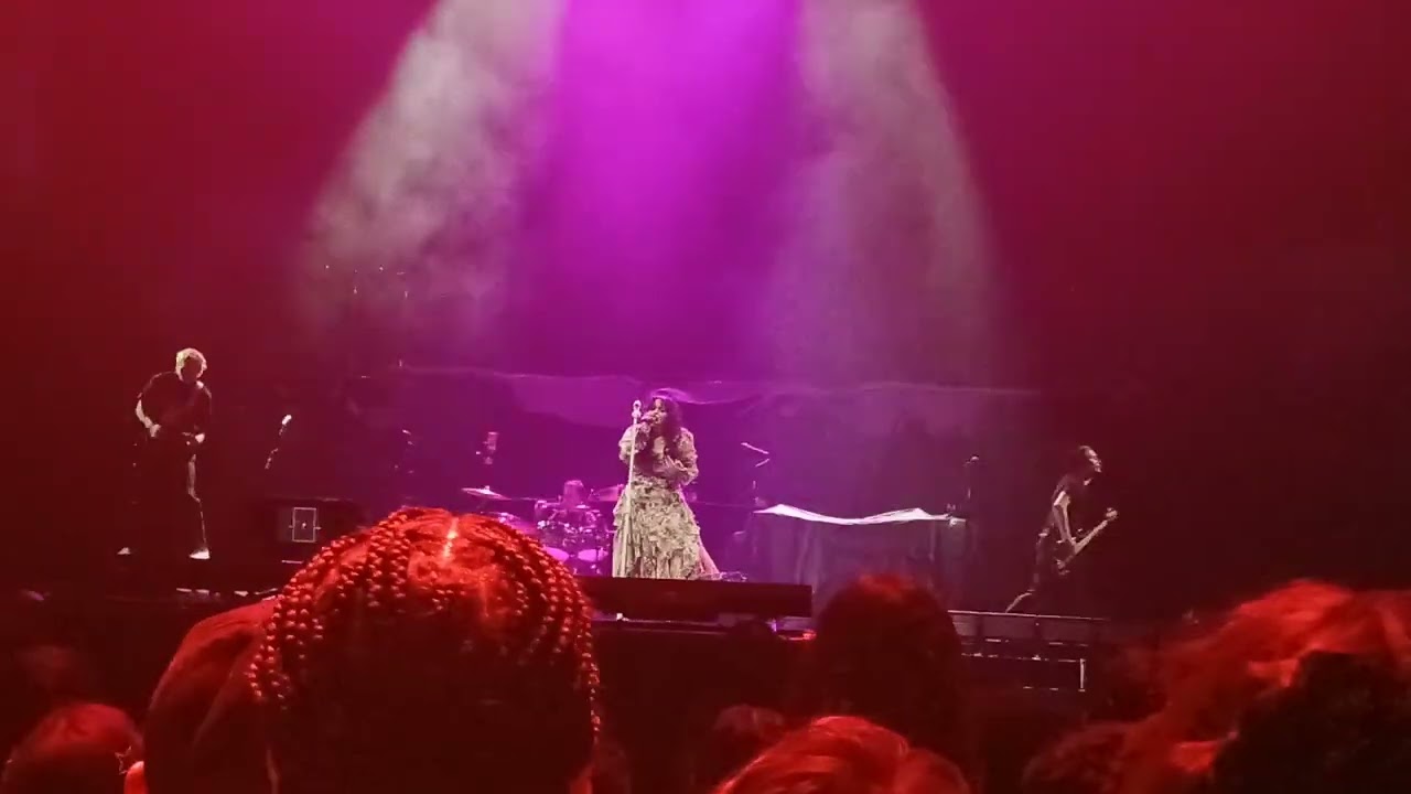Amira Elfeky - Take Me Under live @IntuitDome  Inglewood,CA. #amiraelfeky 