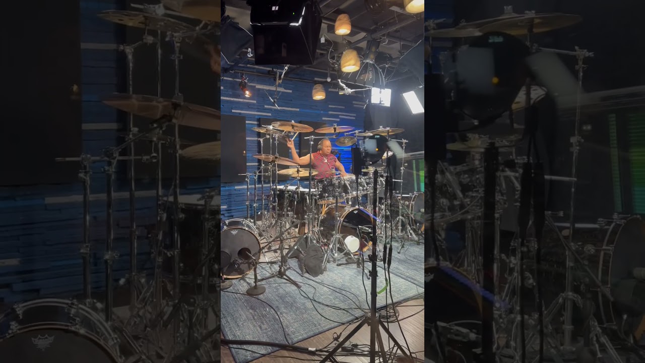 Jonathan Moffett &ldquo;Billie Jean&rdquo; Kung Fu Warmup at Drumeo!
