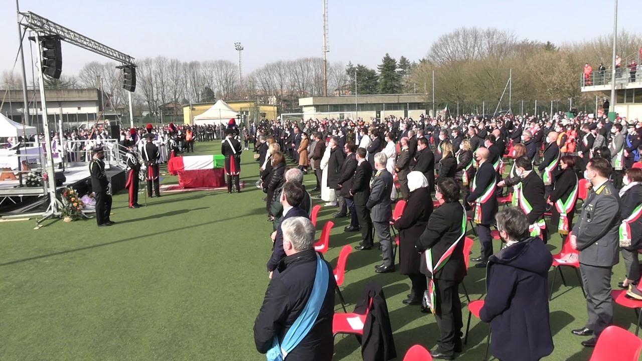 Ambasciatore ucciso, ai funerali riascoltata la voce di Luca Attanasio: 