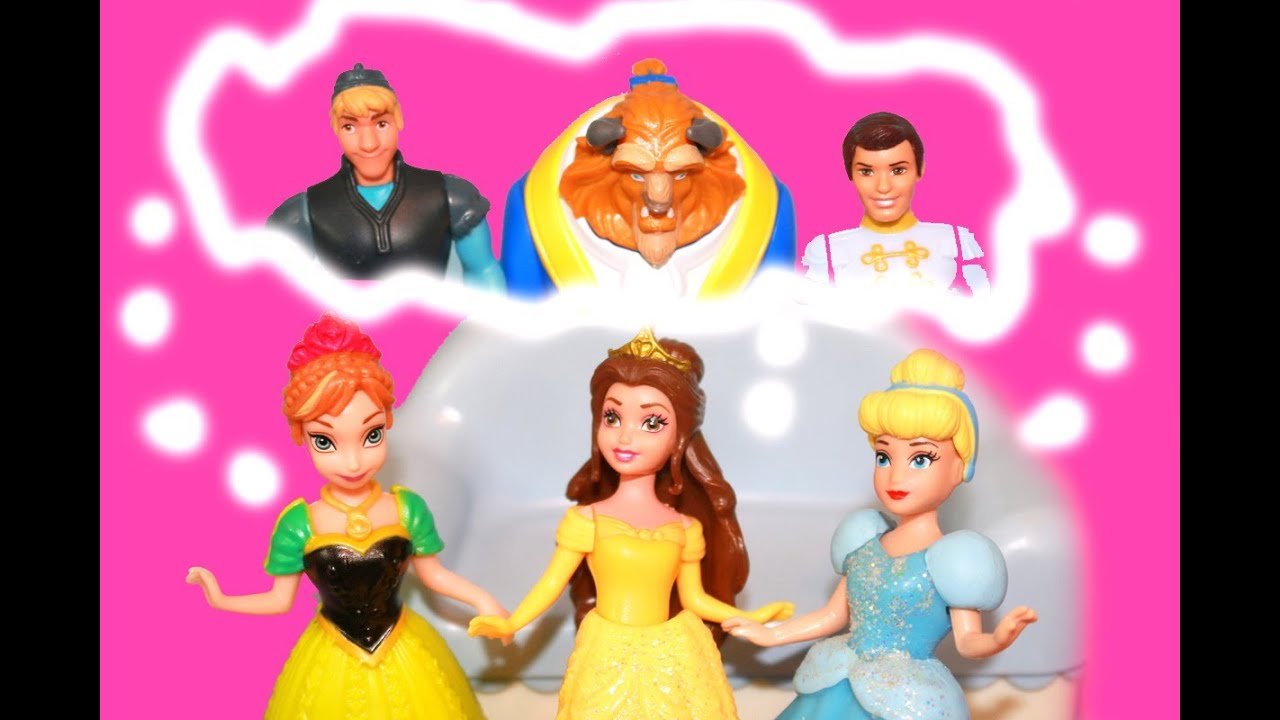 Disney PRINCESSES HANG OUT Girls Night Out Belle