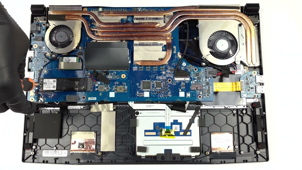 🛠️ Как открыть MSI Katana 17 (B12V) - варианты разборки и модернизации
