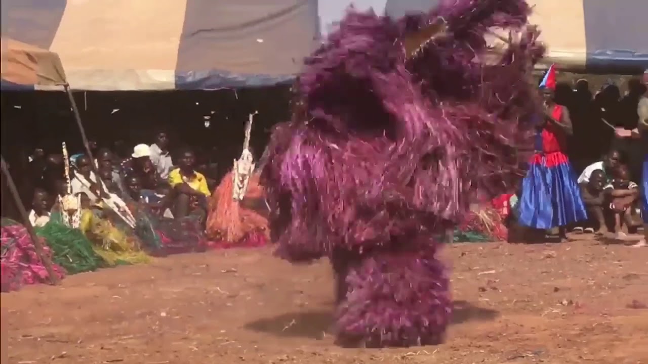 Danse de masques Bôbô