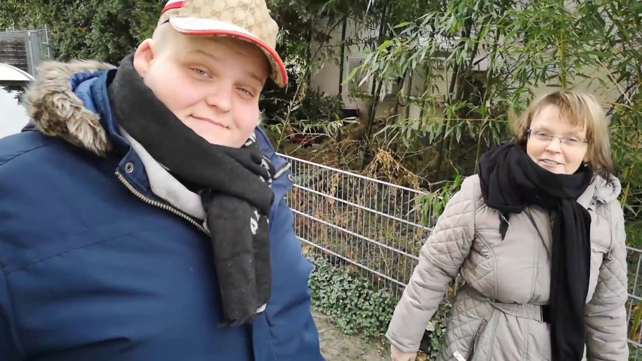 Ich zeige euch MEINE HOOD   ROLLERUNFALL95
