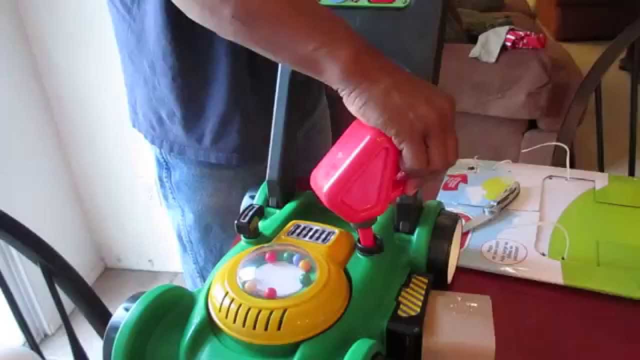 Toy Lawn Mower  Little Tikes play Gas N' Go