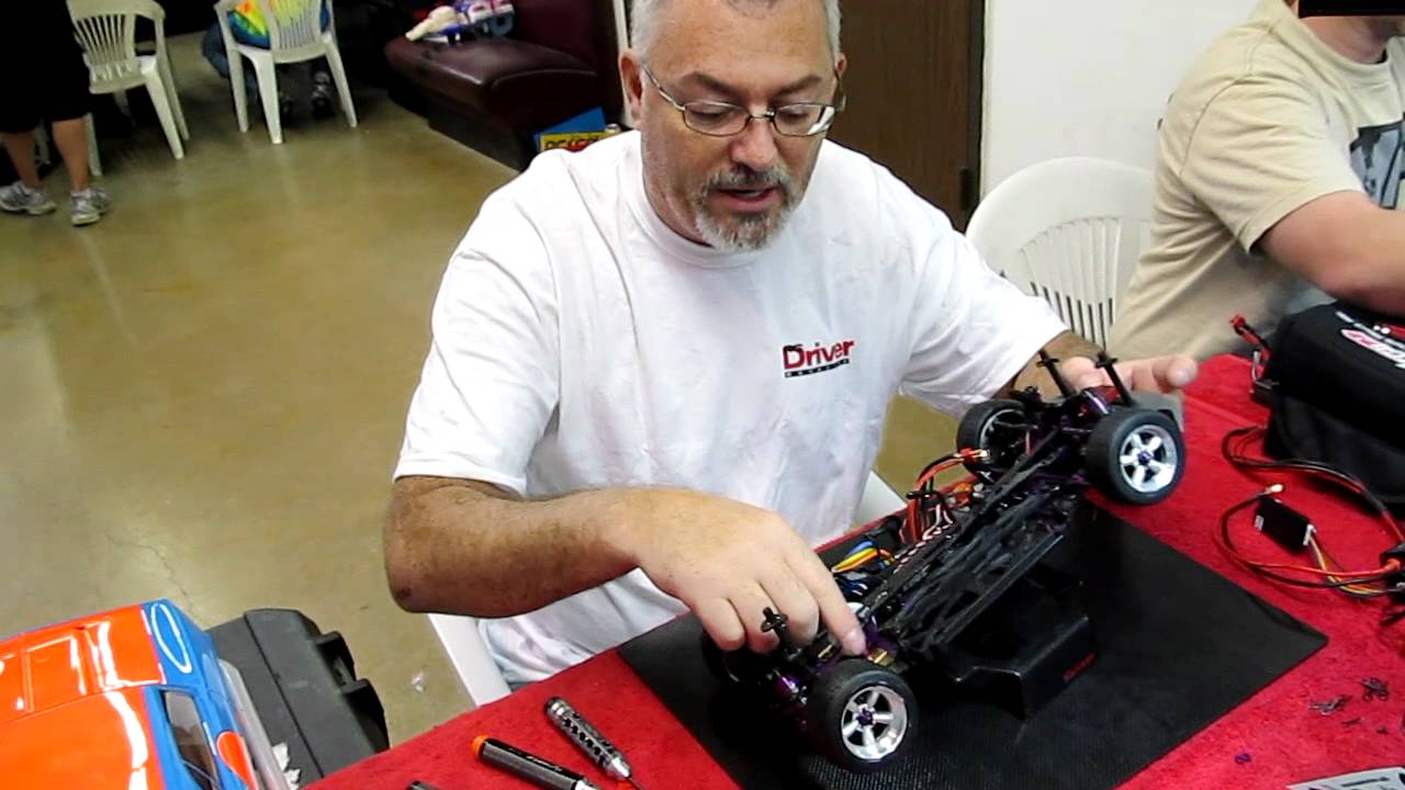 Interview of the 2012 ROAR Carpet Nationals VTA Champion, Tony Phalen