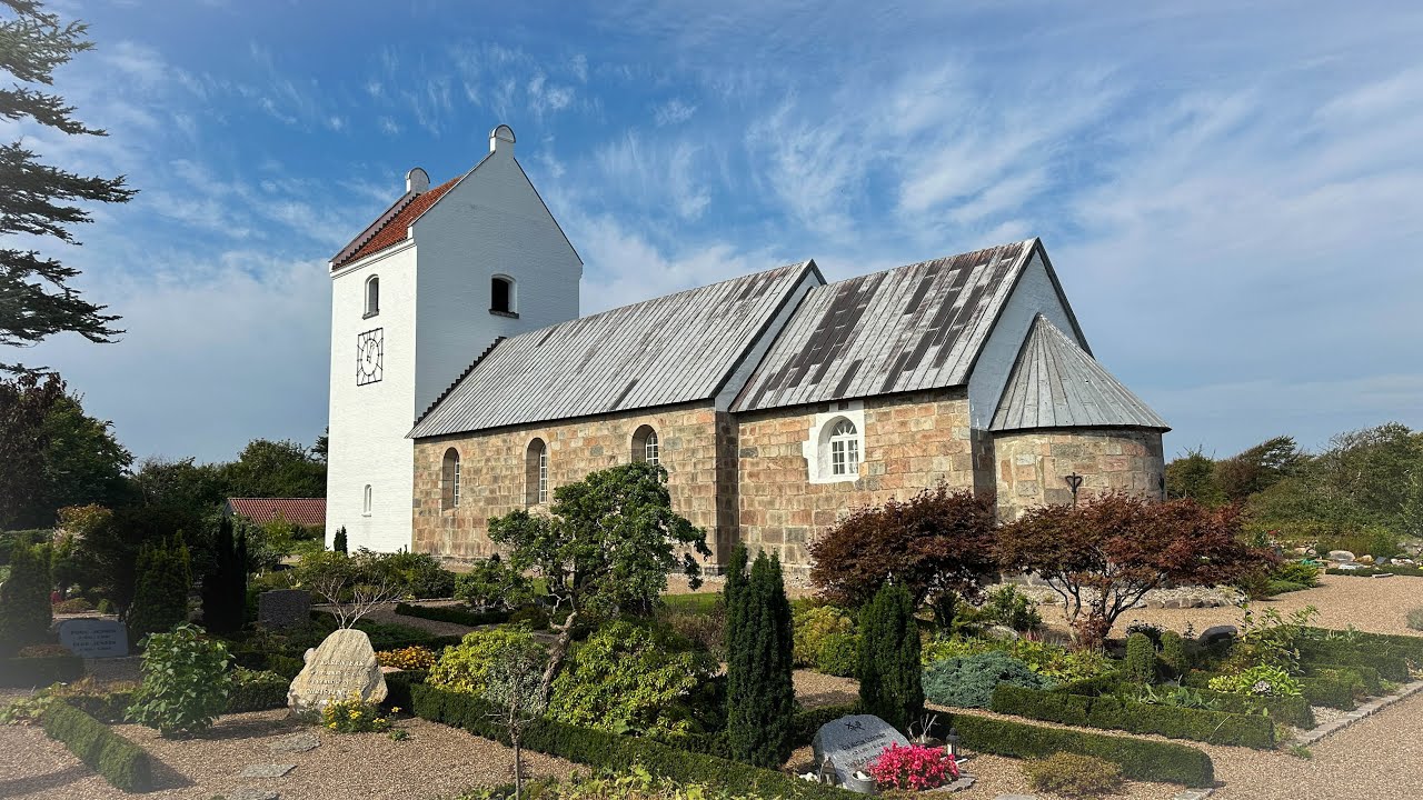 🌹 Tornby Kirke 🌹 Tornby Strand: Tornby Klitplantage: Danmarks Kirker: Hjørring: Hirtshals: Skagen