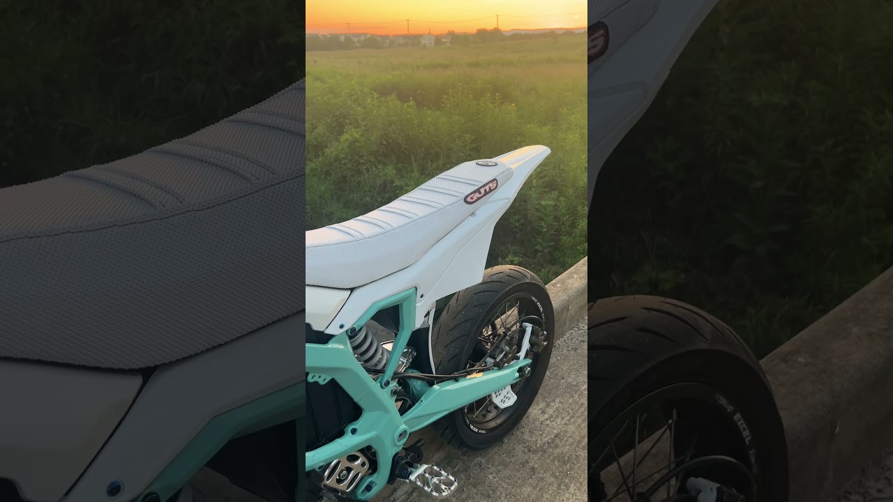CLEANEST SURRON ULTRA BEE #surron #wheelie #supermoto #ebike