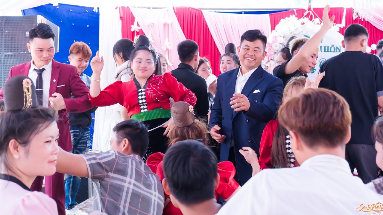 NHẠC SÀN TÂY BẮC CHÚC MỪNG LỄ THÀNH HÔN VĂN CƯƠNG & THANH THÙY BẢN PHÁT CHIỀNG SUNG SƠN LA