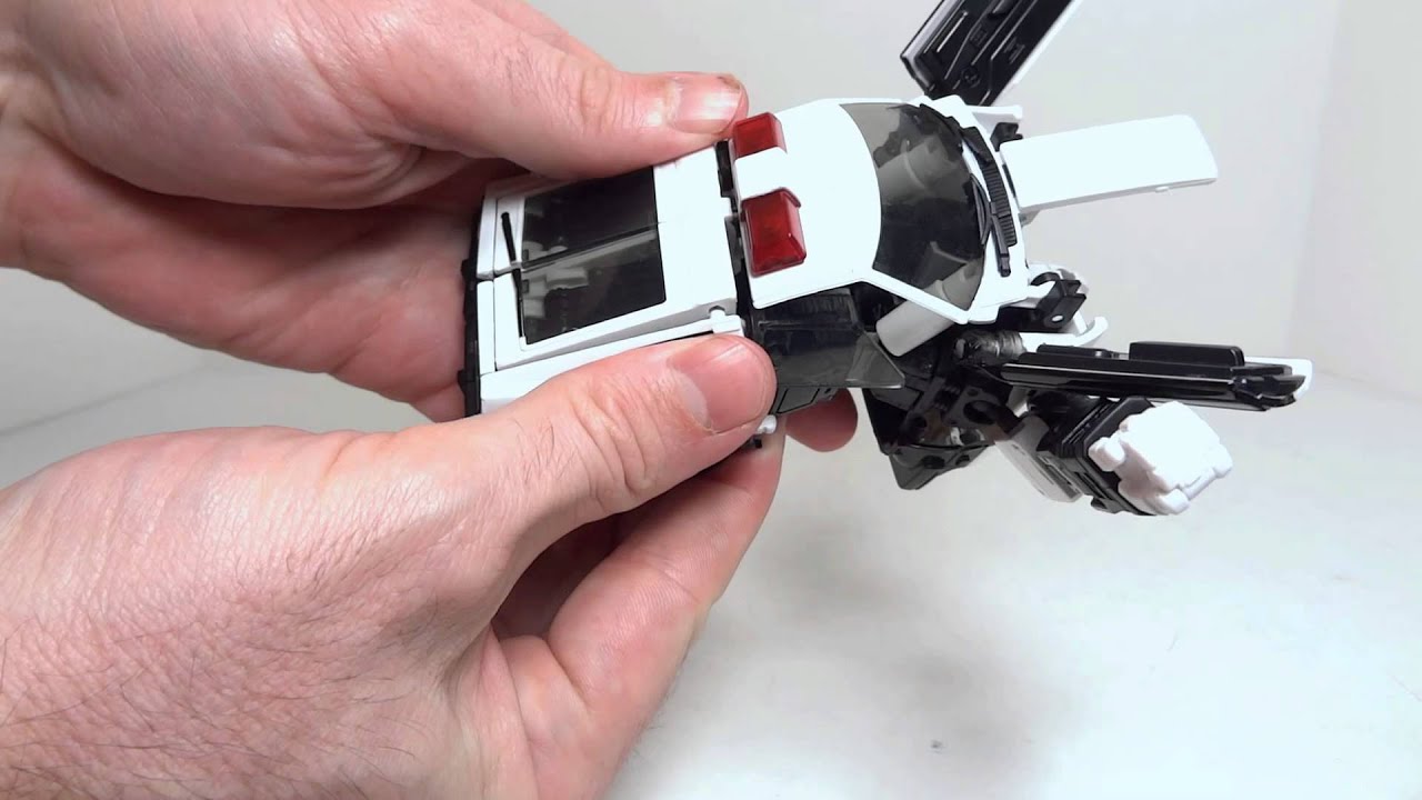 Трансформер Hasbro MP 04 Prowl