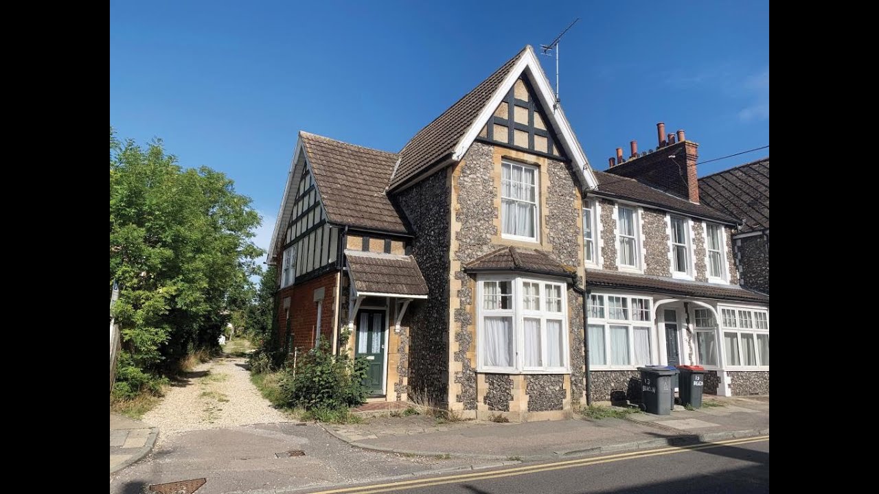 11 Beaconsfield Road, Canterbury, Kent - May Online Auction