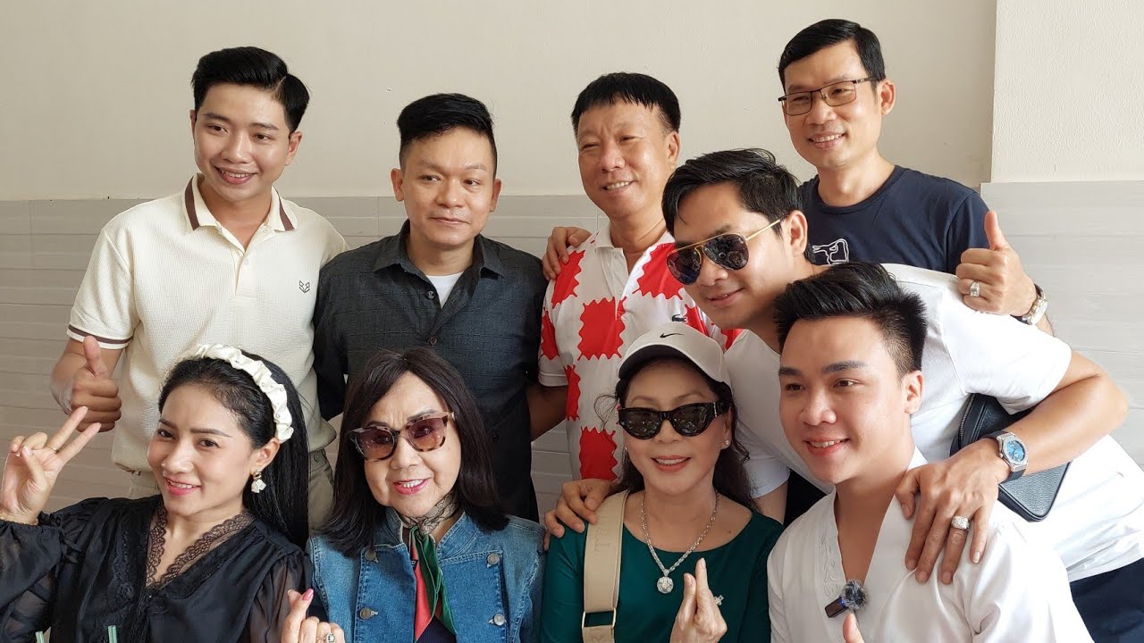 Đêm Giai Điệu Nghĩa Tinh Cực Hay Tại Nhà Hàng Nsnd Quế Trân Rất Đông Ns Đến Diễn