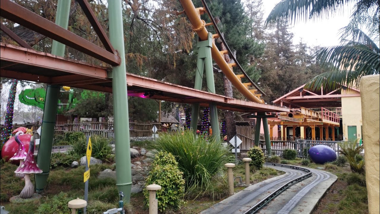 Montezoomas Revenge Construction & Refurbishment Update #7 Going to Camp Montezooma & FiestaVillage
